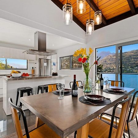 Queenstown Lakefront Dream 4 Bed Exteriér fotografie